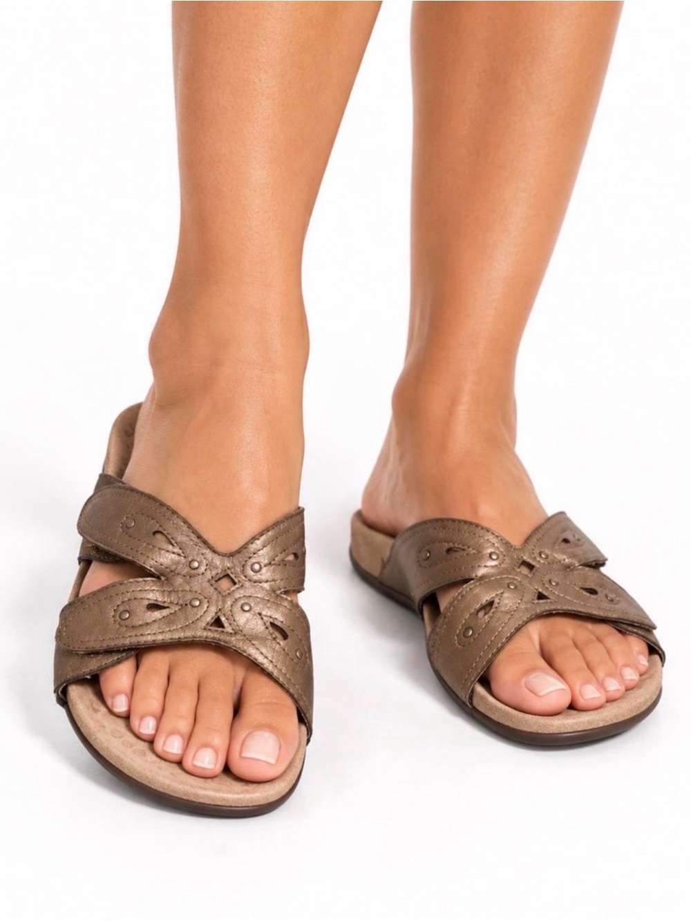 $120 - Vionic Bronze Metallic Floral Slide Sandals – Women’s Size 8